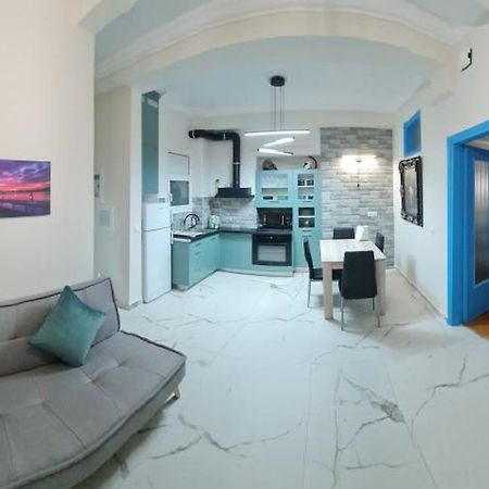 Full Apartment Near Kato Patissia Atene Esterno foto