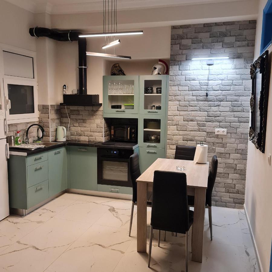 Full Apartment Near Kato Patissia Atene Esterno foto