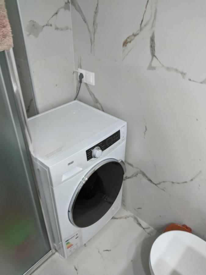 Full Apartment Near Kato Patissia Atene Esterno foto